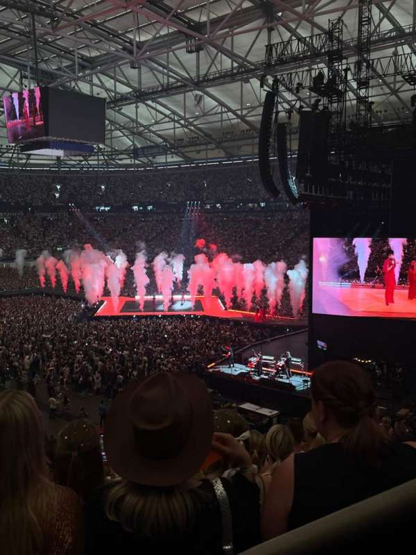 Veltins-arena, bloc: X, rangée: 22, place: 38