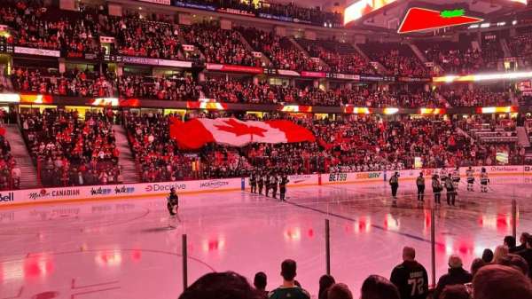 Canadian Tire Centre, bloc: 118, rangée: H, place: 5