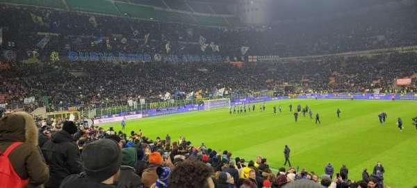 San Siro, bloc: P, rangée: 9, place: 15