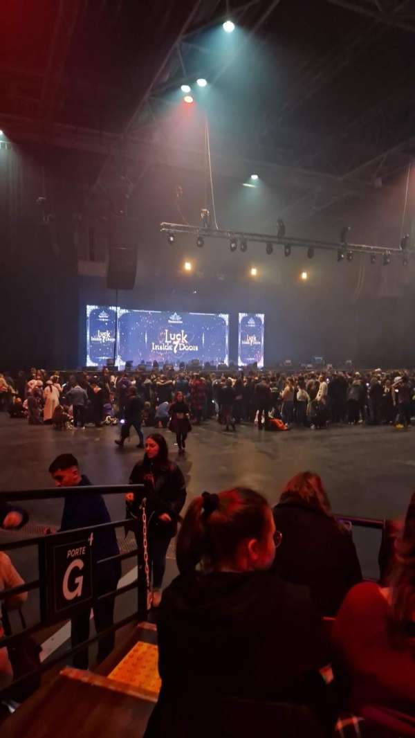 Zénith Paris, bloc: G, rangée: 8, place: 71