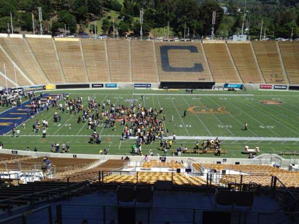 California Memorial Stadium, bloc: G, rangée: 43, place: 8