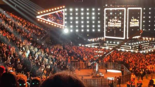 Accor Arena, bloc: Gradin T, rangée: 5, place: 24