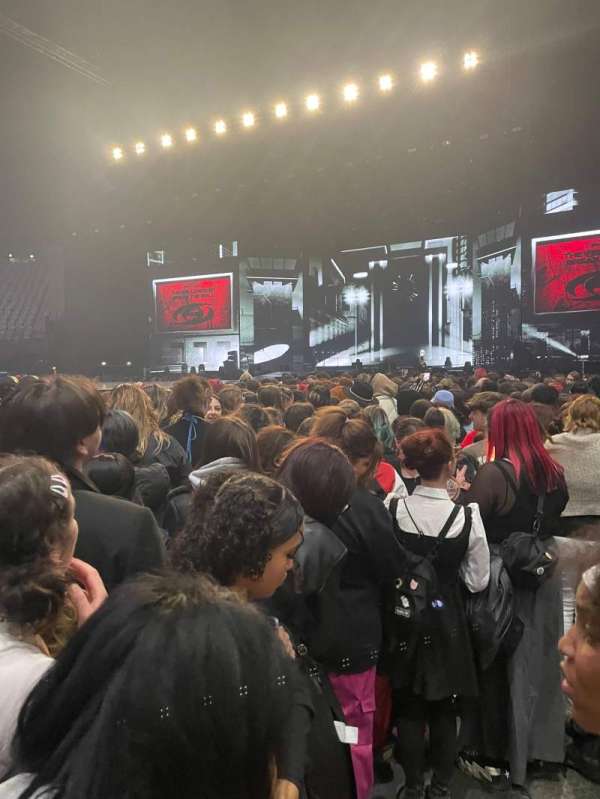 Accor Arena, bloc: Fosse