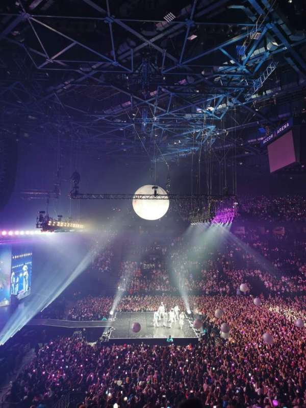 Accor arena, bloc: Gradin N, rangée: 3, place: 29