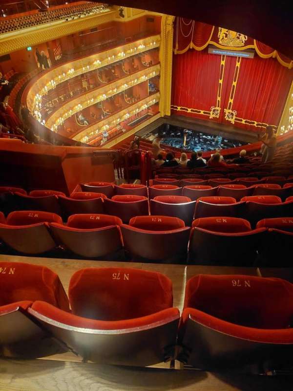 Royal Opera House, bloc: Upper Ampitheatre, rangée: R, place: 77