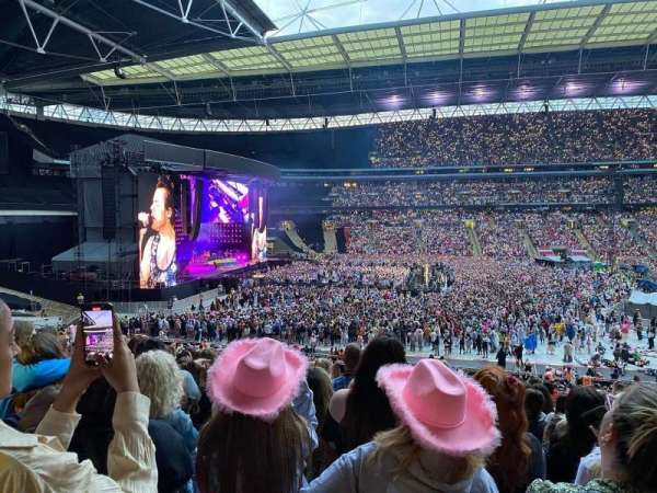 Wembley Stadium, bloc: 124, rangée: 41, place: 52