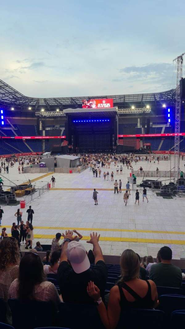 Sports Illustrated Stadium, bloc: 117, rangée: 14, place: 4