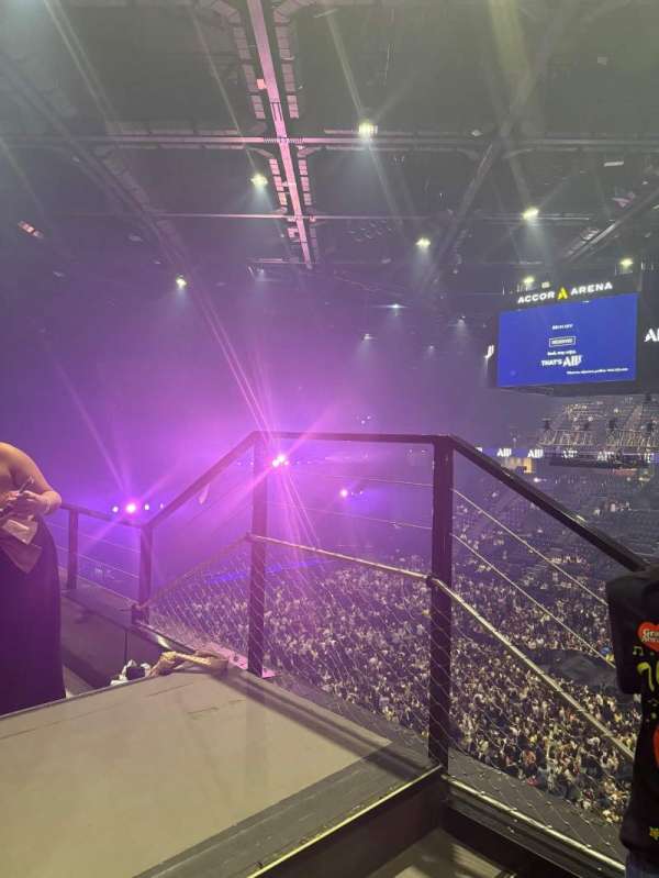 Accor Arena, bloc: Gradin P, rangée: 82, place: 27