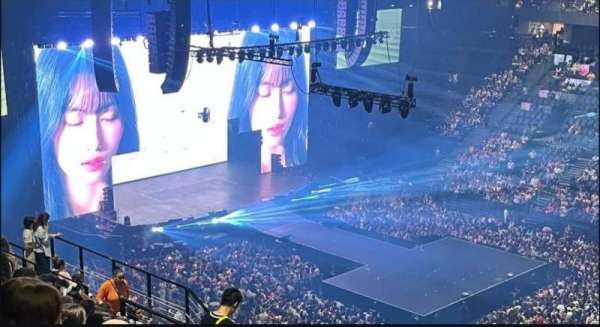 Accor Arena, bloc: Balcon S, rangée: 89, place: 09