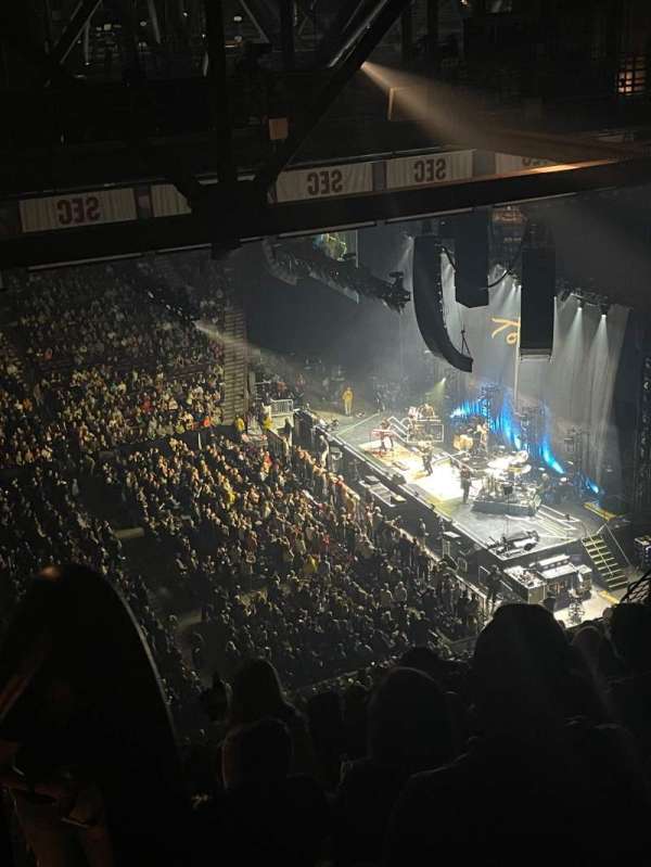 Colonial Life Arena, bloc: 222, rangée: 18, place: 23