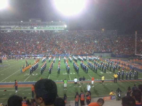 Sun Bowl Stadium, bloc: 20, rangée: 22, place: 12