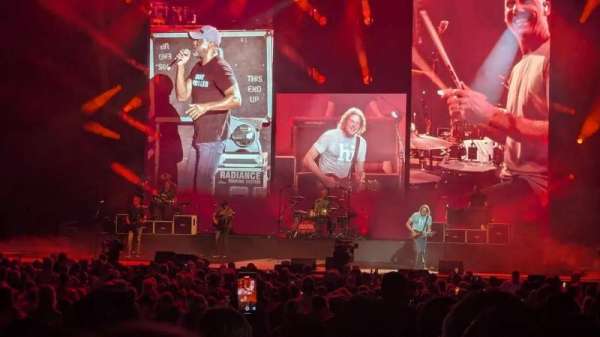 The Pavilion at Star Lake, bloc: 6, rangée: L, place: 12