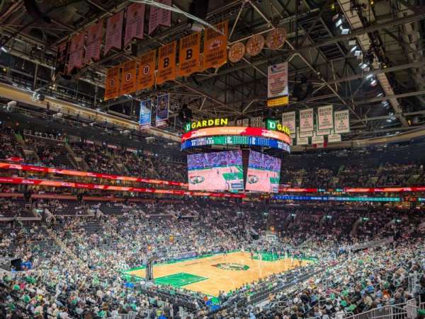 TD Garden, bloc: 15, rangée: 4, place: 8