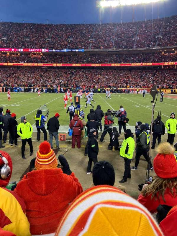 Arrowhead Stadium, bloc: 117, rangée: 3, place: 5