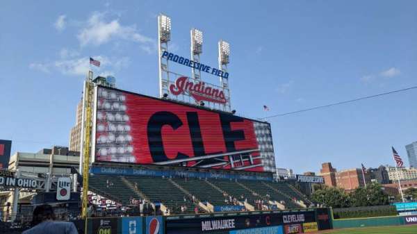 Progressive Field, bloc: 170, rangée: Z, place: 1