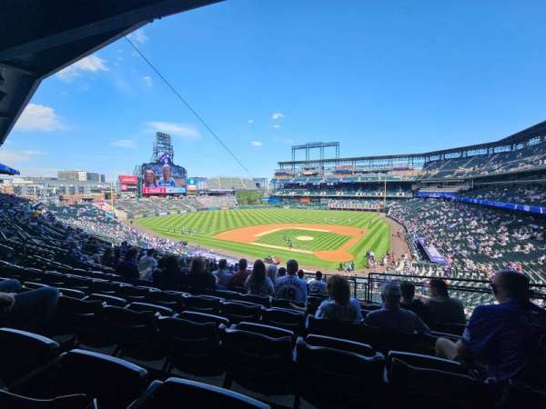 Coors Field, bloc: 234, rangée: 12, place: 5