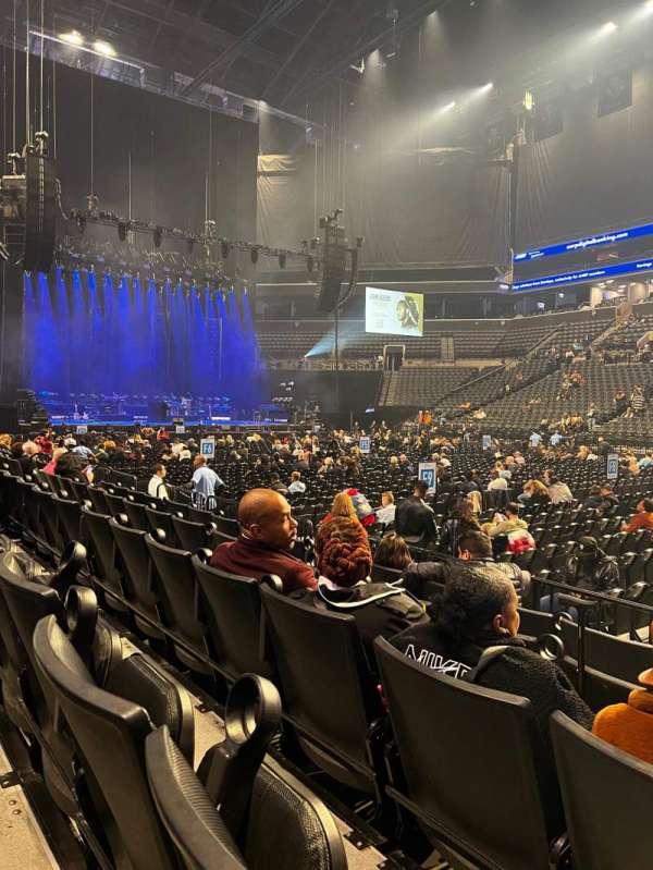 Barclays Center, bloc: 23, rangée: 5, place: 2