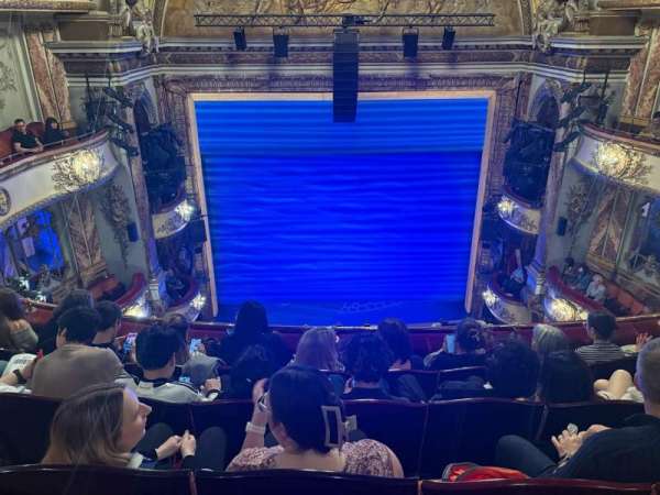 Novello Theatre, bloc: Grand Circle, rangée: E, place: 14