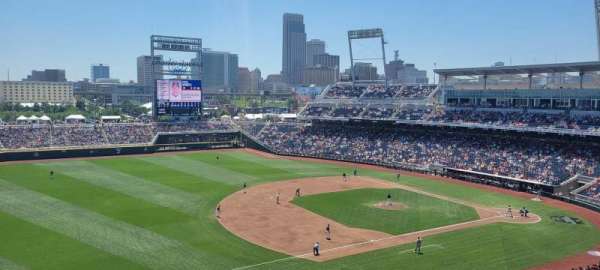 Charles Schwab Field, bloc: 321, rangée: A, place: 11