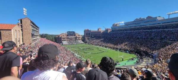 Folsom Field, bloc: 206, rangée: 65, place: 1