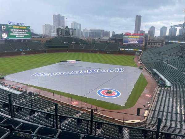 Wrigley Field, bloc: 314L, rangée: 4, place: 18