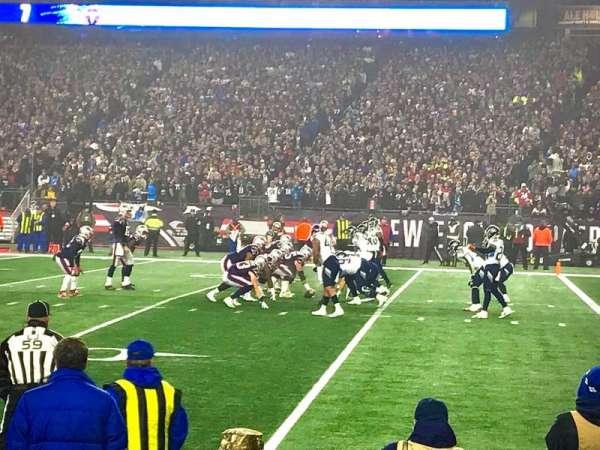 Gillette Stadium, bloc: 106, rangée: 1, place: 1