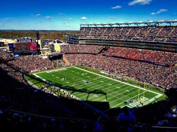 Gillette Stadium, bloc: 324, rangée: 19, place: 1