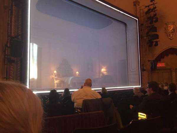 John Golden Theatre, bloc: Orchestra L, rangée: J, place: 5