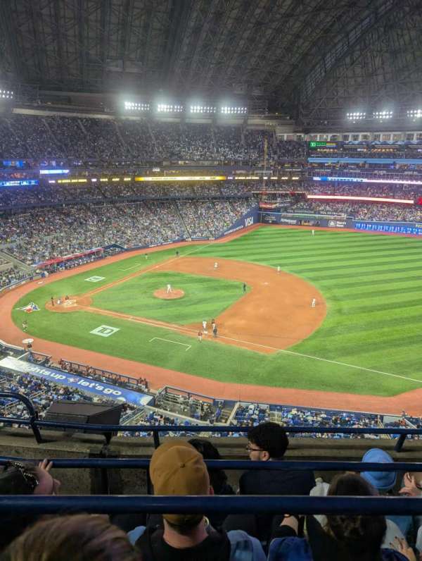 Rogers Centre, bloc: 515, rangée: 4, place: 16
