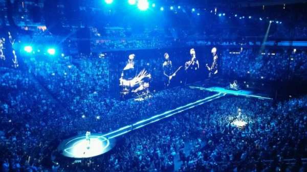 Prudential Center, bloc: 107, rangée: 1, place: 8