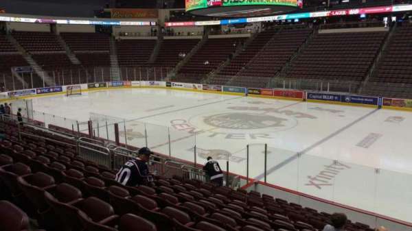 Giant Center, bloc: 121, rangée: N, place: 1
