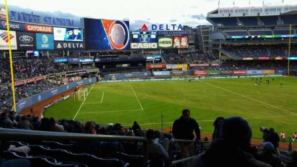 Yankee Stadium, bloc: 228, rangée: 19, place: 24