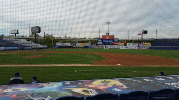 Frawley Stadium, bloc: 8, rangée: 4, place: 6