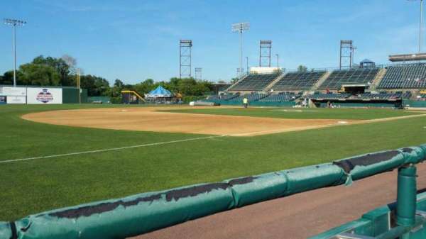 New Britain Stadium, bloc: 118, rangée: A, place: 7