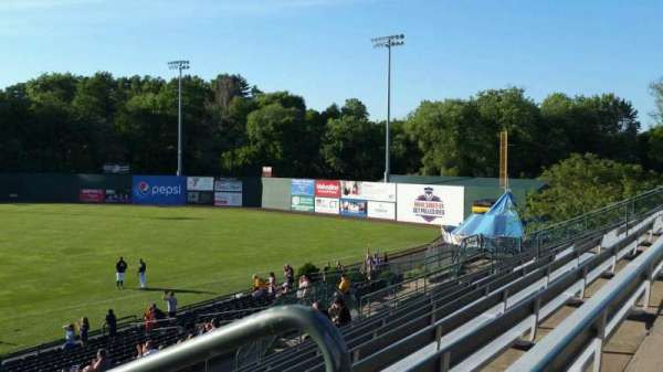 New Britain Stadium, bloc: 203, rangée: K, place: 1