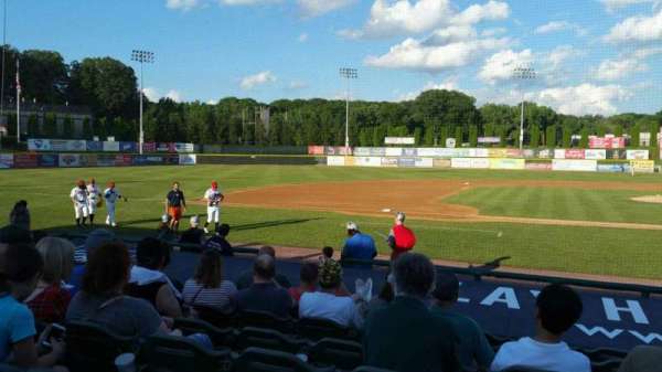Joseph L. Bruno Stadium, bloc: 150, rangée: K, place: 13
