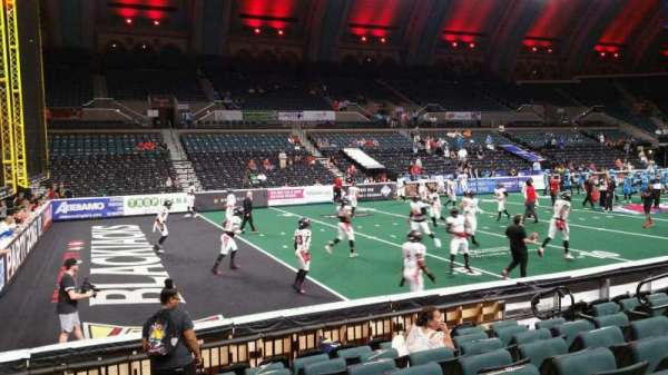 Boardwalk Hall, bloc: 103, rangée: JJ, place: 8