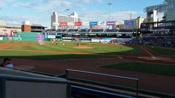 Dunkin' Park, bloc: 113, rangée: D, place: 13