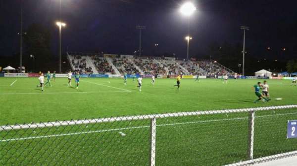Trinity Health Stadium, bloc: 2, rangée: A, place: 22