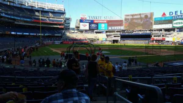 Yankee Stadium, bloc: 119, rangée: 8, place: 1