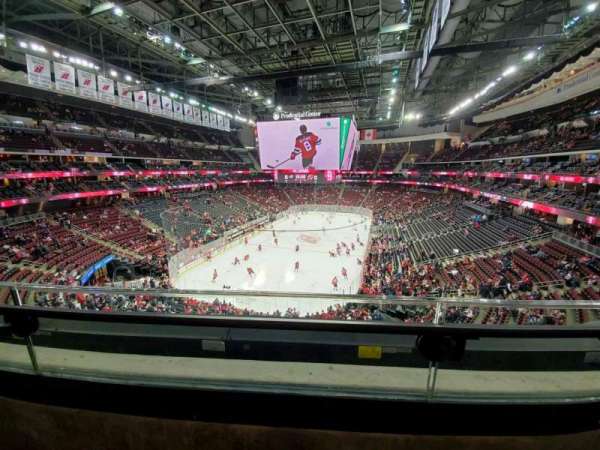 Prudential Center, bloc: 122, rangée: 1, place: 10