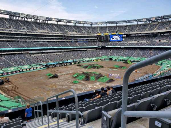 MetLife Stadium, bloc: 245C, rangée: 8, place: 1