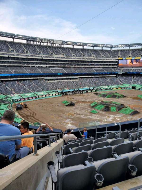 MetLife Stadium, bloc: 245C, rangée: 8, place: 6