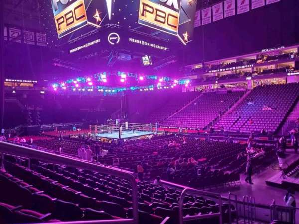 Prudential Center, bloc: 22, rangée: 12, place: 15