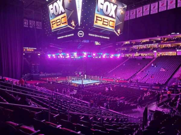 Prudential Center, bloc: 22, rangée: 17, place: 16