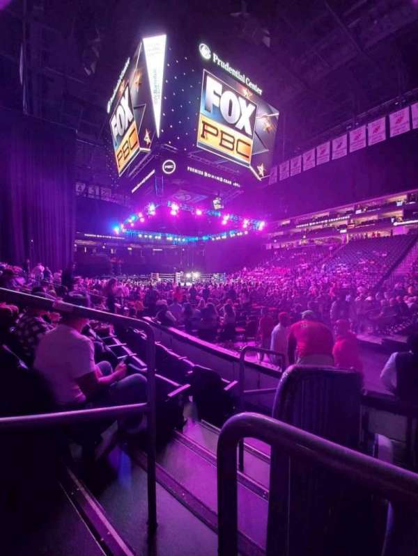 Prudential Center, bloc: 22, rangée: 4, place: 8