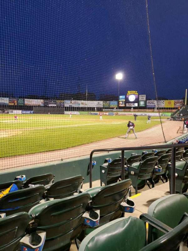 Regency Furniture Stadium, bloc: 12, rangée: E, place: 4