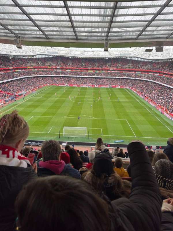 Emirates Stadium, bloc: 123, rangée: 16, place: 897