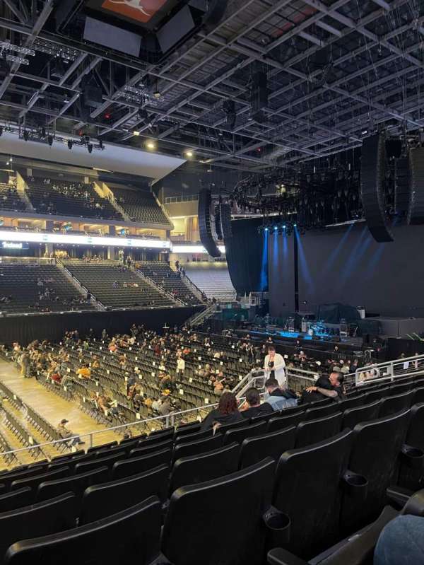 Moody Center, bloc: 108, rangée: J, place: 15