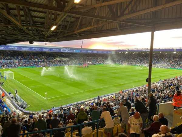 Elland Road, bloc: SE1, rangée: Q, place: 20